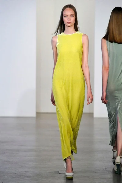 Look 23